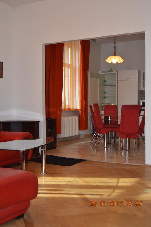 Apartment Riverside - River View Bratislava Exterior foto